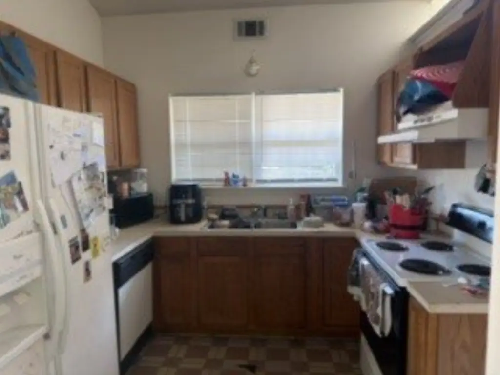 Picture 3