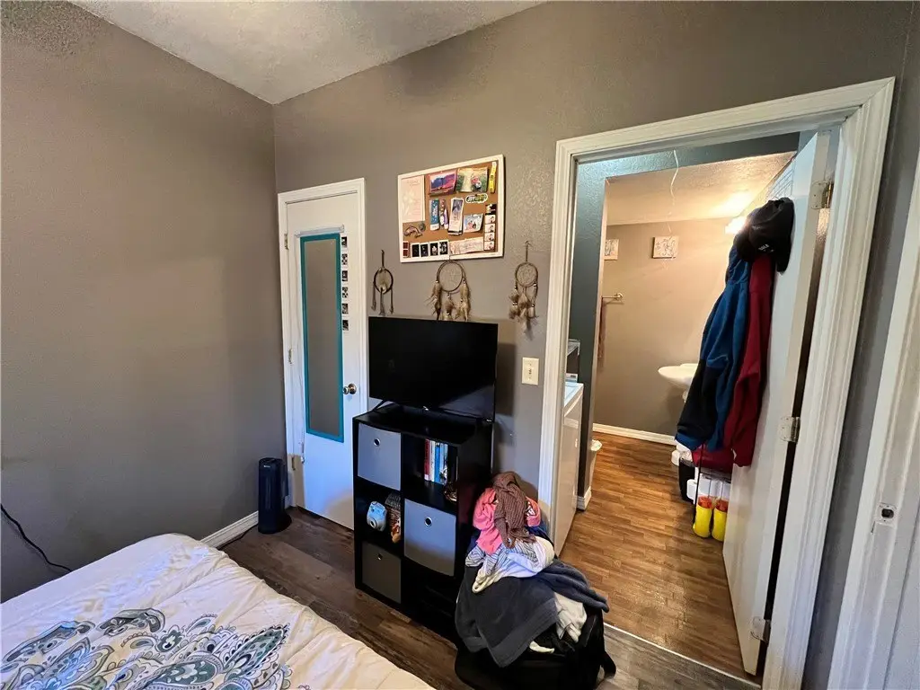 Picture 18