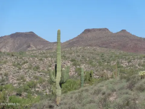 5-Acre Lot with Panoramic Views