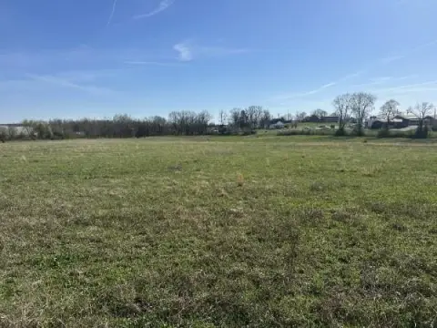 Industrial Land in Sparta, TN