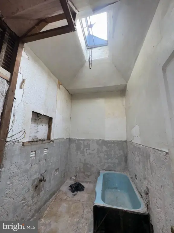 Picture 18