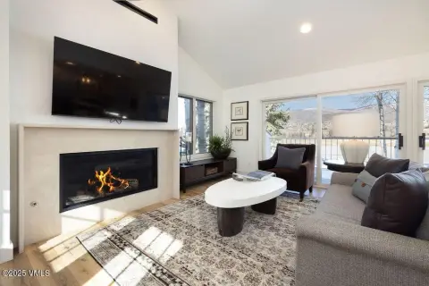 Remodeled Duplex on Golf Course