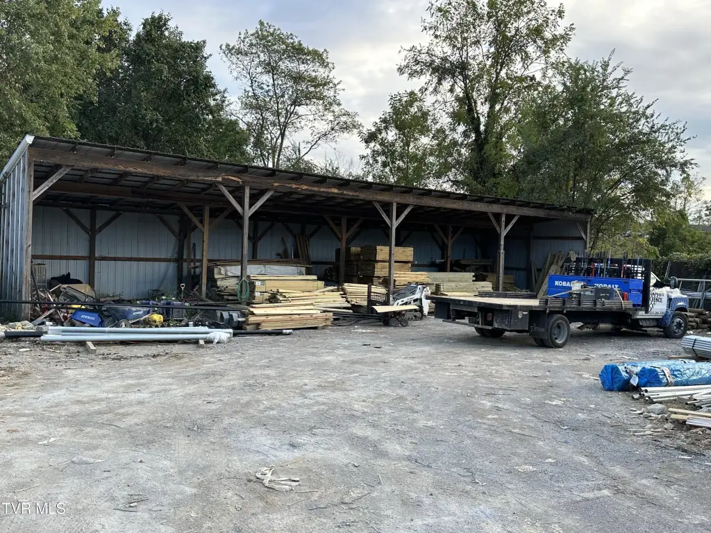Picture 4