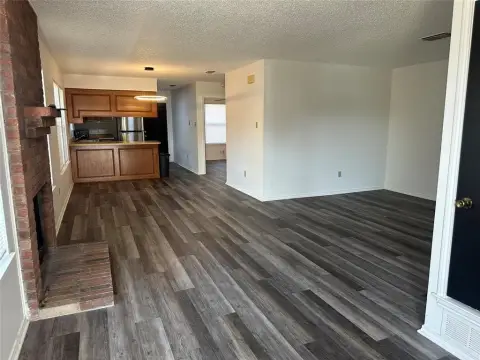 Fort Worth Duplex with Leased Unit