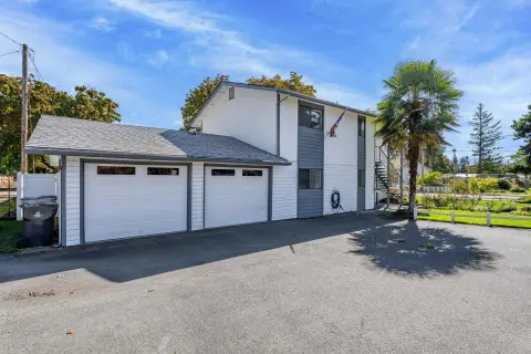 Clean Duplex in Grants Pass