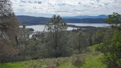 Clearlake Oaks Land with Views