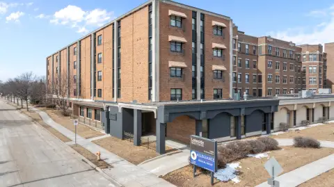 Oshkosh Apartment Building Near Lake