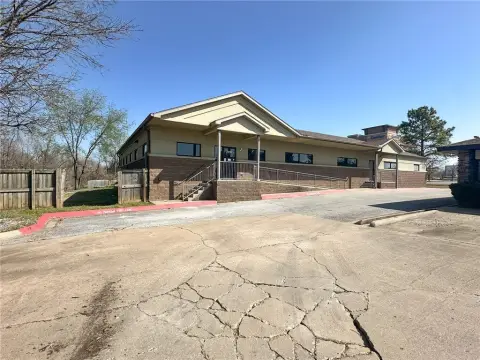 Signalized-Corner Office Building