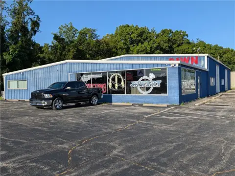Flex Space with Showroom