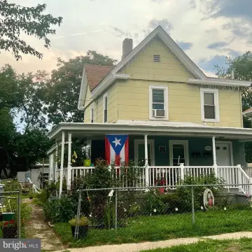 Two-Unit Duplex Residential Income