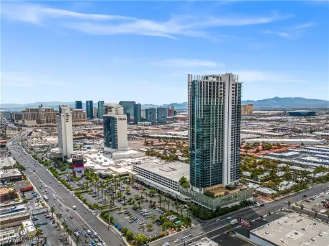 Las Vegas Condo with Casino Access