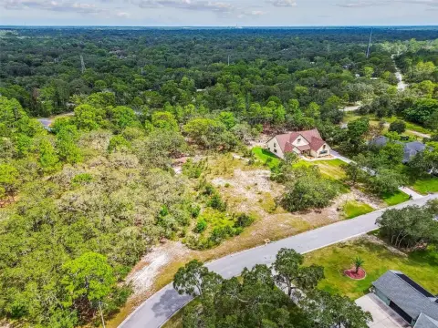 Spacious Homesite in Autumn Oaks