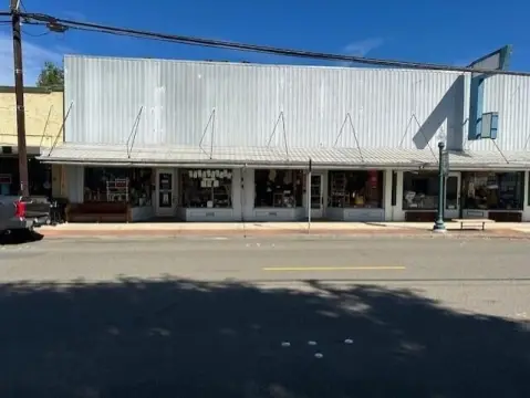 Retail Location on Spruce Street