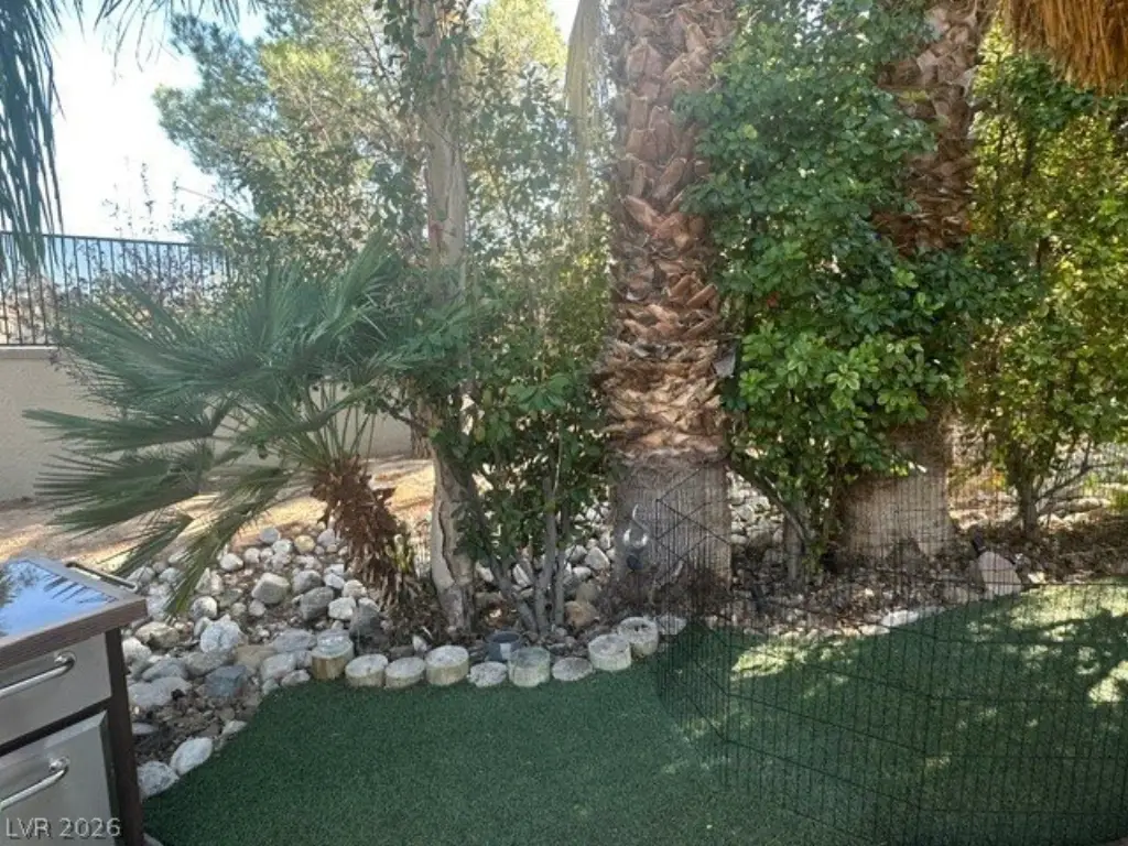 Picture 18