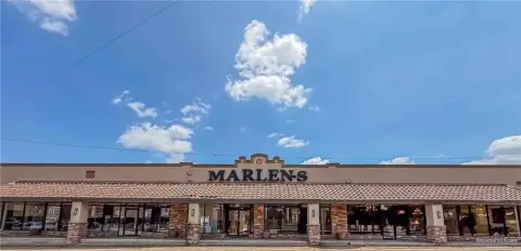 Versatile Commercial Building in Rio Grande