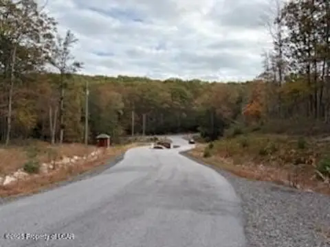 Residential Land in Eagle Rock Resort