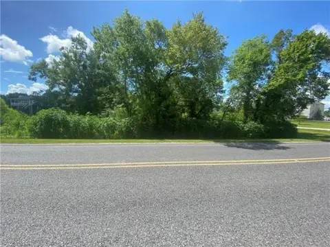 Land for Sale in Braithwaite