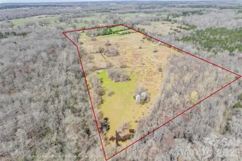 Picturesque Fenced Land in Rock Hill