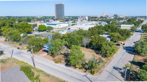 Commercial Corner Parcel