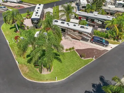 Oversized Corner Lot in RV Resort