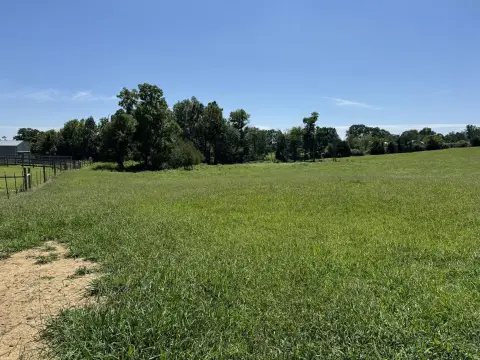 Unrestricted Land in Russell Springs