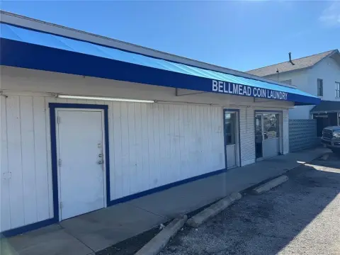 Bellmead Retail Building For Sale