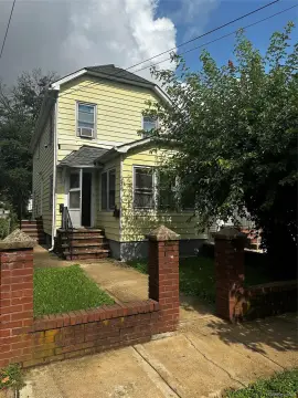 Duplex With Finished Basement