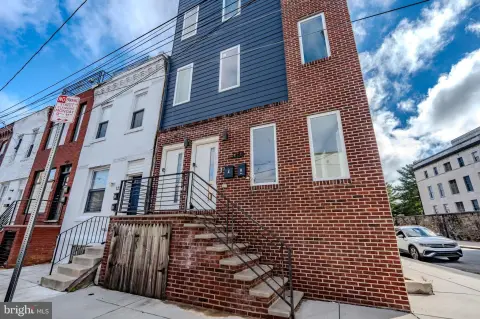Duplex with Private Roof Deck