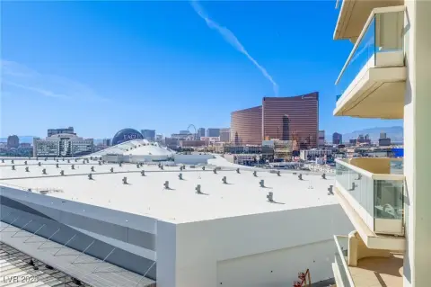 Las Vegas High-Rise Condo