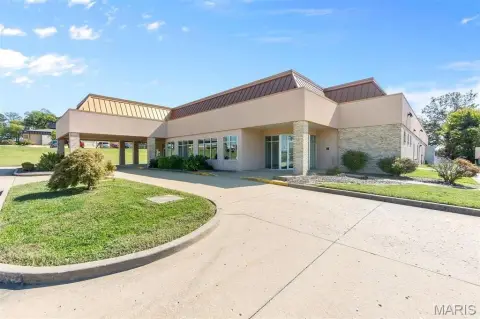 Single-Tenant Medical Center