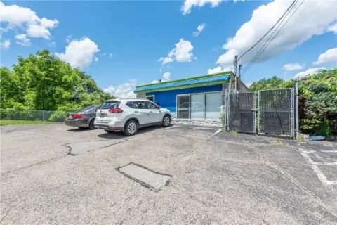 Mixed-Use Building with Income Potential