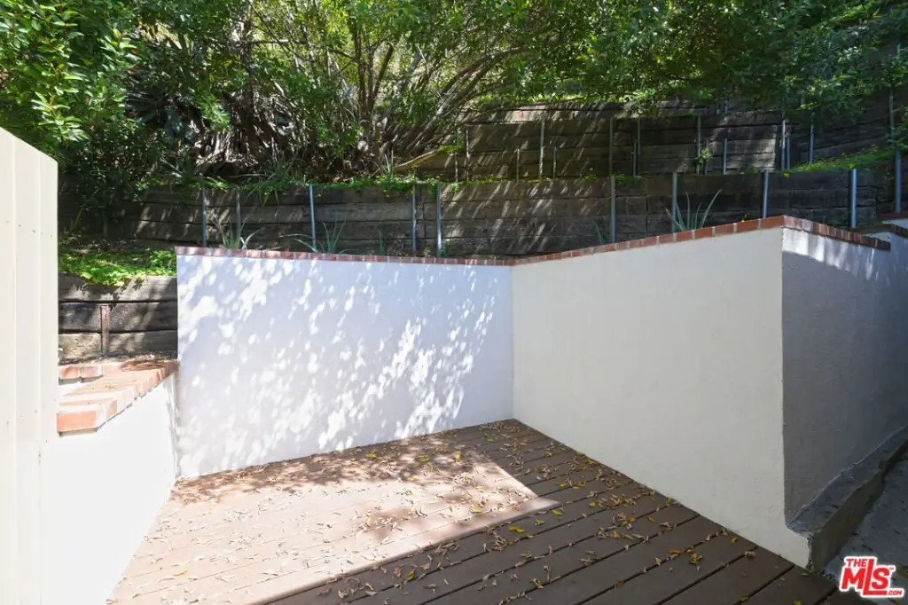 Picture 37