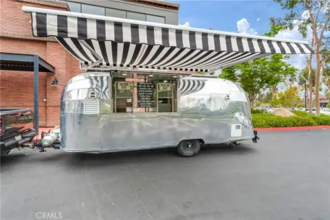 Vintage Airstream Ice-Cream Trailer