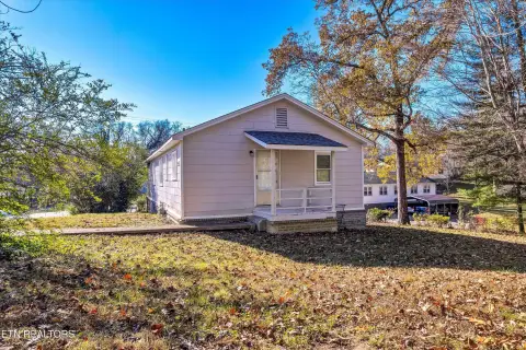 Oak Ridge Duplex Investment Opportunity