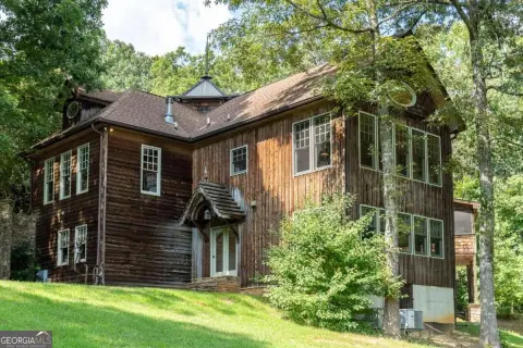 Unique Mixed-Use Property with Vineyard