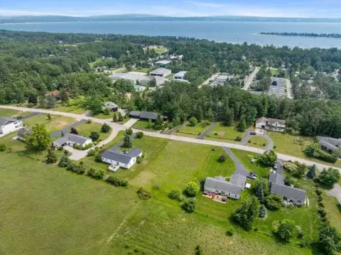 Residential Land in Harbor Springs