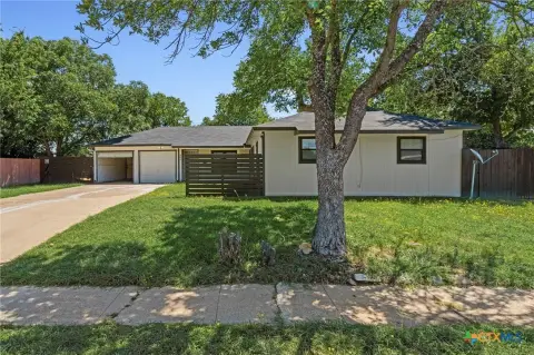 Income-Producing Duplex in Killeen, TX