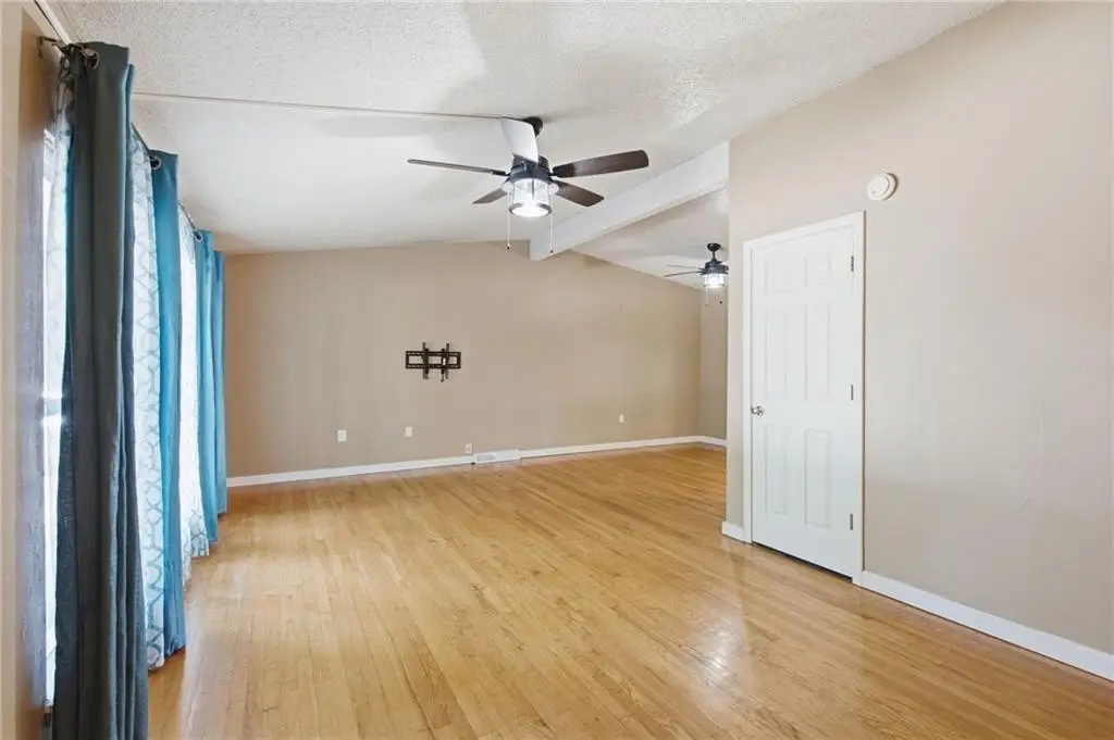 Picture 16