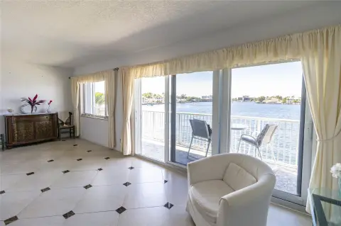 Waterfront Condo in Pompano Beach