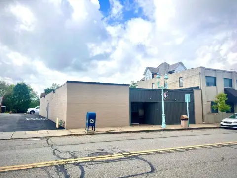 Versatile Office Building in Pittsburgh