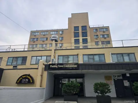 Flushing Office Space Available