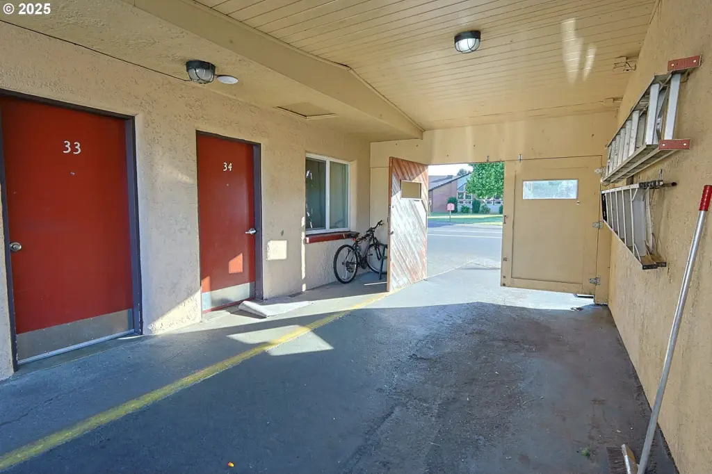 Picture 18