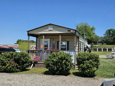 Opelousas Retail Business Opportunity