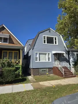 Renovated Chicago Multi-Unit Property