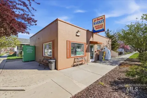 Operational Grocery and Convenience Store
