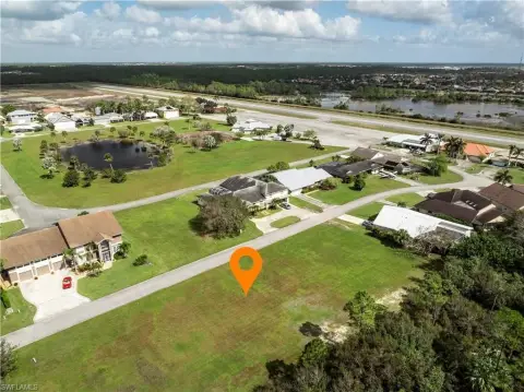 Land in Gated Aviation Community