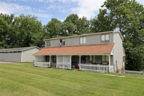 8-Unit Apartment Building