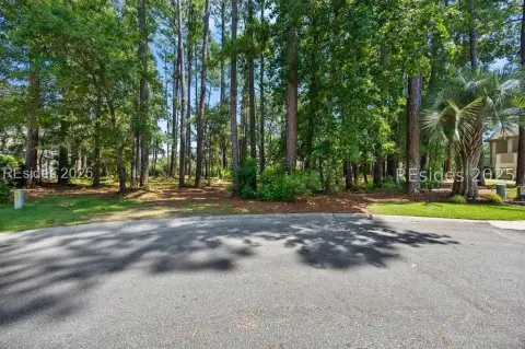 Residential Land in Exclusive Community