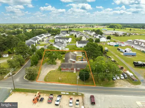 Fruitland Commercial Building For Sale