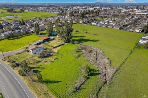 7.75-Acre Development Opportunity in Wine Country